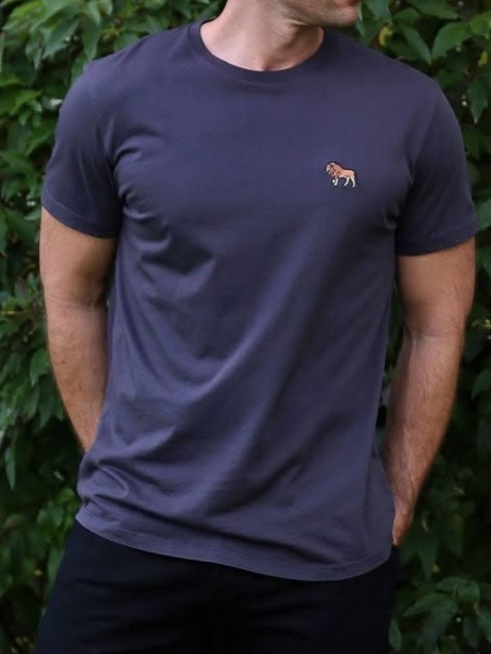 100% Pima Cotton Project Life Men’s Embroidered Lion Icon Tee In Obsidian